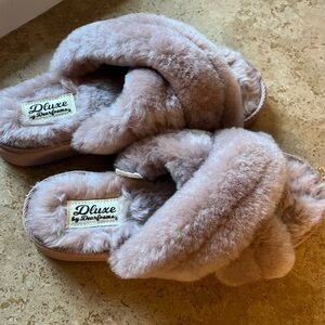 DEAR FOAM SLIPPERS